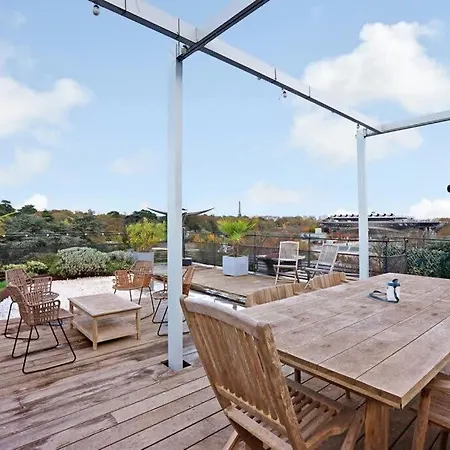 Avec Terrasse *